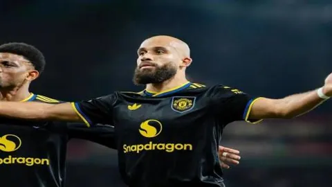 辽宁男篮力克福建男篮，终结连败征程